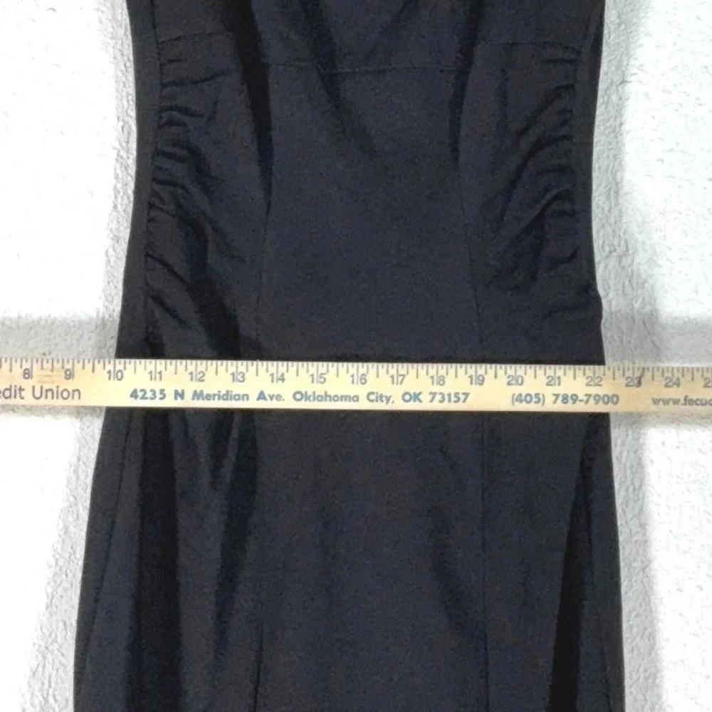 Cache #littleblackdress #cocktail